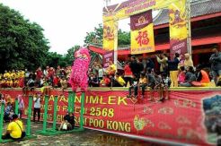 Pertandingan Barongsai Meriahkan Imlek di Klenteng Sam Poo Kong