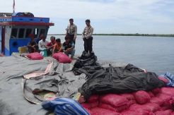 Kapal Mogok, Penyelundup 50 Ton Bawang Merah Digagalkan