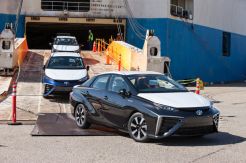 Toyota Perintahkan Tarik...