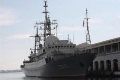 Kapal Mata-mata Rusia...