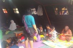 Pengungsi Rawa Buaya Mulai Diserang Penyakit