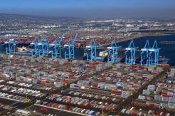 Modernisasi Pelabuhan Tanjung Priok Didukung Para Pebisnis