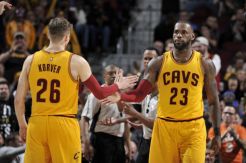 James Kembali, Cavs Kandaskan Bucks
