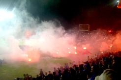 Persib Bandung Kalah, Si Jalak Harupat Membara