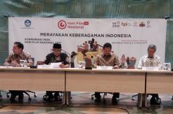 Bangkitkan Film Indonesia...