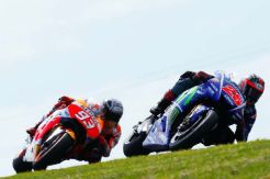 Bukan Rossi, Hanya Vinales yang Bisa Kalahkan Marquez