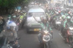 Berdamai, Angkot dan...