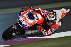 Lorenzo Tegaskan Bisa Bersaing dengan Vinales