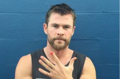 Tak Muncul di Civil War, Chris Hemsworth Mengira Dipecat Marvel