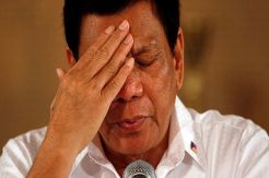 Sebut Obama Idiot, Duterte...