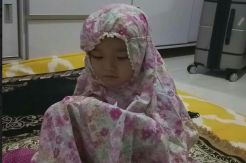 Ajari Bilqis Mengaji, Ayu Ting Ting Tuai Pujian