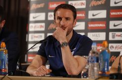 Southgate Minta Timnas...
