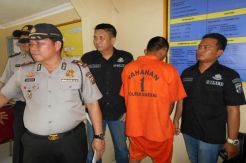 Diman Coba Perkosa Ibu Muda yang Sedang Menyusui Bayi