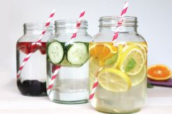 Lembabkan Kulit dengan Infused Water