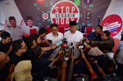 Anies Rekomendasikan Dua Situs Ini untuk Klarifikasi Hoax