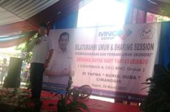 Dorong Wirausaha, Hary Tanoe Disambut Antusias 600 Santri di Depok