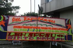 Dinilai Lamban Tangani Kasus Sengketa Lahan, Polda Sumut Dikirim Karangan Bunga