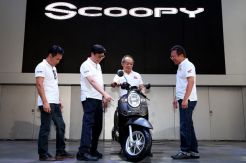 Konsumsi Bahan Bakar Honda Scoopy Baru 59 Km/Liter