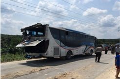 Banyak Lakalantas, Warga Keluhkan Jalan Provinsi di Kabupaten Siak Rusak