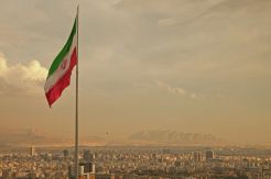 Pemuda Iran Divonis...