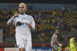 Masih Kuat Bermain, El Loco Ingin Tambah Kontrak di Arema FC