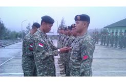 53 Prajurit Penjaga Perbatasan RI-Timor Leste Naik Pangkat Ditengah Guyuran Hujan