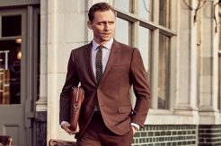 Tom Hiddleston Terlalu...
