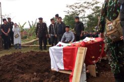Bu, Doakan Saja Diaz Mau Pulang Tanggal 4
