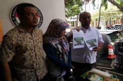 Spanduk Jakarta Bersyariah, Tim Hukum Anies-Sandi Laporkan Akun Twitter @cangharis