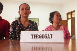 Anak Tega Gugat Ibu...