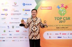 Peruri Raih Penghargaan TOP CSR 2017
