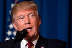 Lewat Surat, Trump Jelaskan Serangan AS ke Suriah kepada Kongres