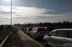 Gerbang Tol Karang Tengah Dibongkar, Kemacetan Pindah ke Lokasi Ini
