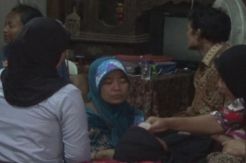 Kakak Beradik Korban Longsor di Nganjuk Belum Ditemukan