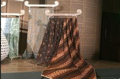 Mengenal Pesona Batik Warna Alami