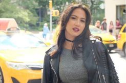 Pevita Pearce Selalu Membawa 3-4 Jenis Lipstik Andalannya
