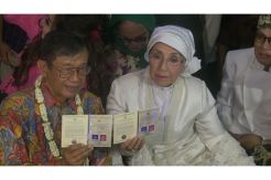Warga Cirebon Antusias Sambut Pernikahan Artis Nani Wijaya di Keraton Kasepuhan
