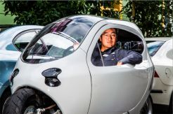 Apple Mulai Uji Coba Mobil Otonom