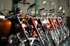 Honda CG125 2017 Mulai Diperkenalkan di Jepang