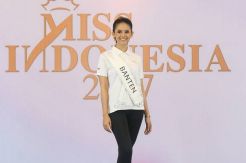Ini Hubungan Komedian Uus dengan Finalis Miss Indonesia 2017 Wakil Banten
