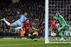 Bermain 10 Pemain, Setan Merah Tahan Manchester City