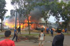 Kebakaran di Bintaro Akibatkan Macet hingga 3 Kilometer