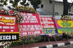 Stop Politisasi Radikalisme dan Toleransi via Karangan Bunga
