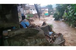 Banjir Bandang di Ciwidey Sebabkan Kerugian Ratusan Juta Rupiah