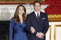 Istrinya Difoto Telanjang...