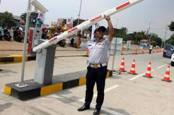 Hindari Pungli, Hari Ini Palang Pintu Parkir di Taman Kalijodo Dioperasikan