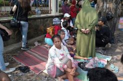 Depan Mako Brimob Dibarikade, Pendukung Ahok Bergeser