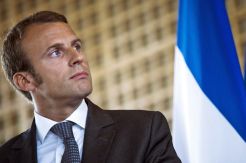 Paris Bersiap untuk...
