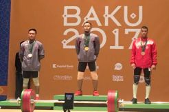 Two Indonesian Lifter Wins First Gold Medal in ISG 2017