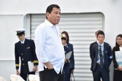 Parlemen Filipina Tolak...